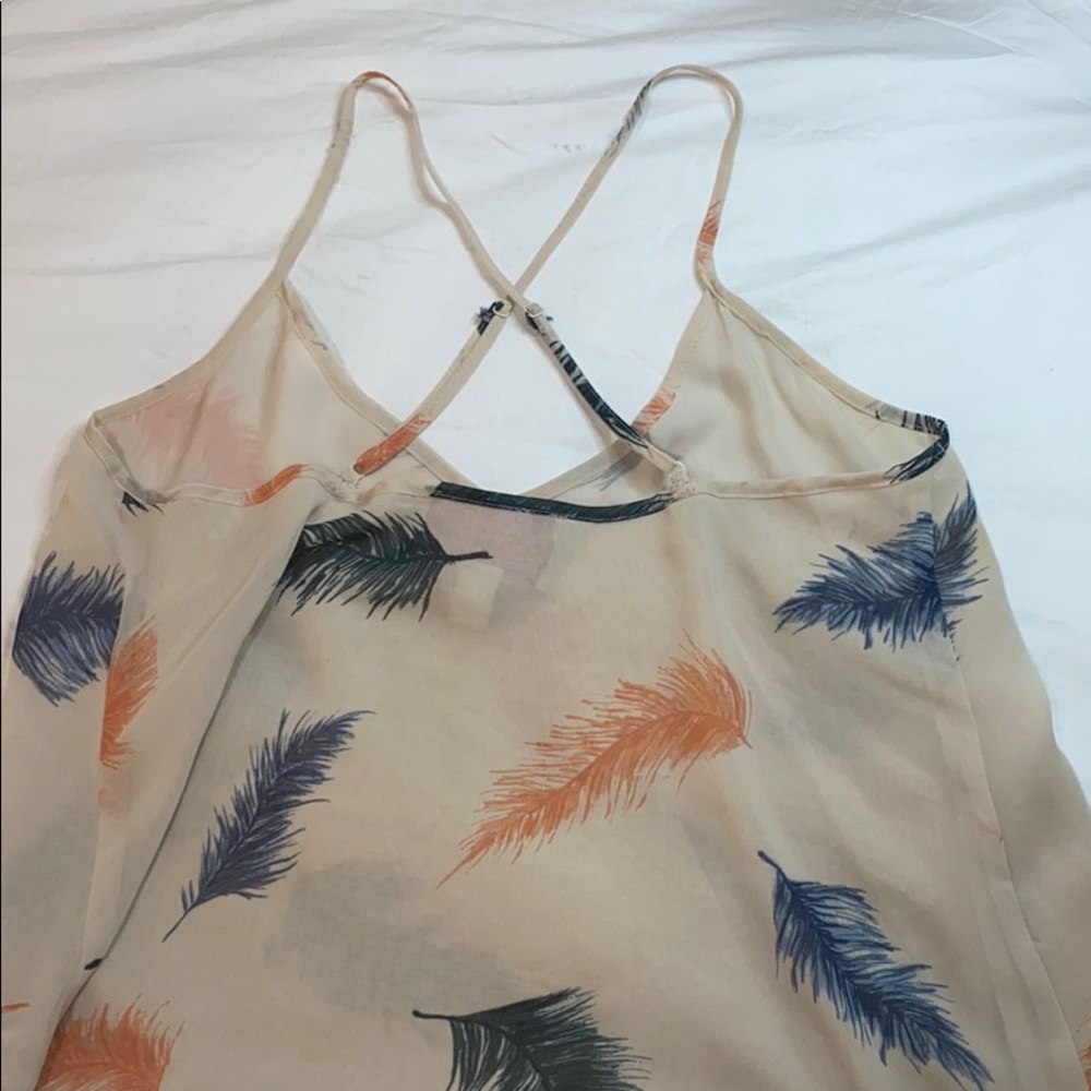 Feather flow top - Picture 2 of 2